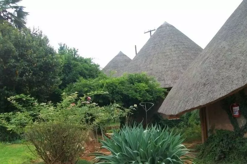 تختخواب و صبحانه Bird Haven Guest House Leribe