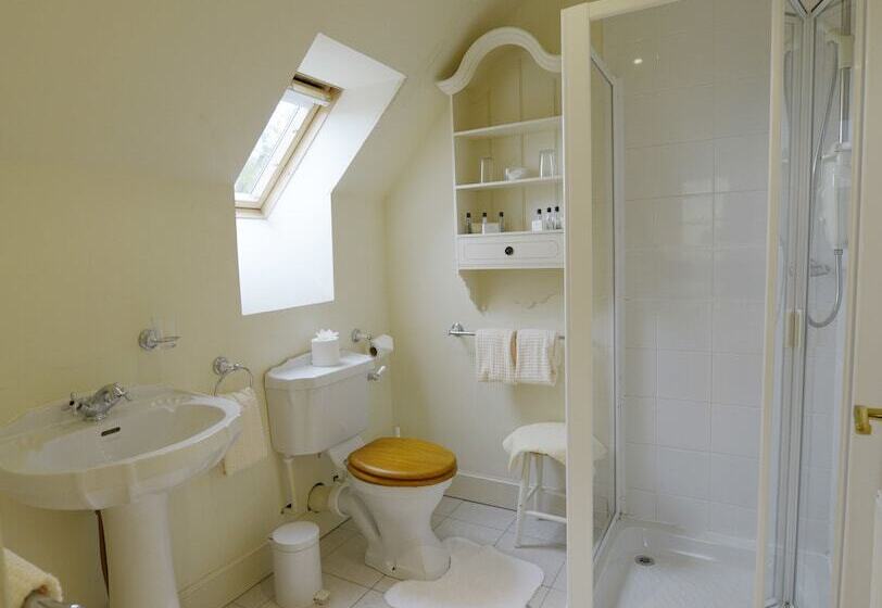 The Factor S Inn & Factor S Cottage