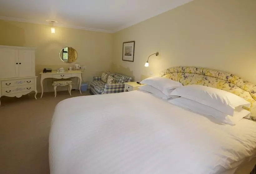 The Factor S Inn & Factor S Cottage