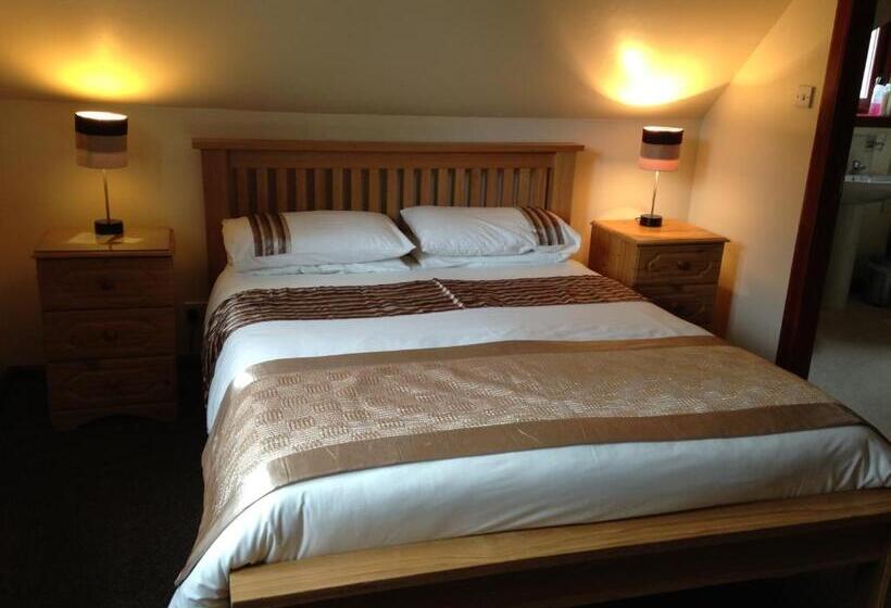 The Factor S Inn & Factor S Cottage