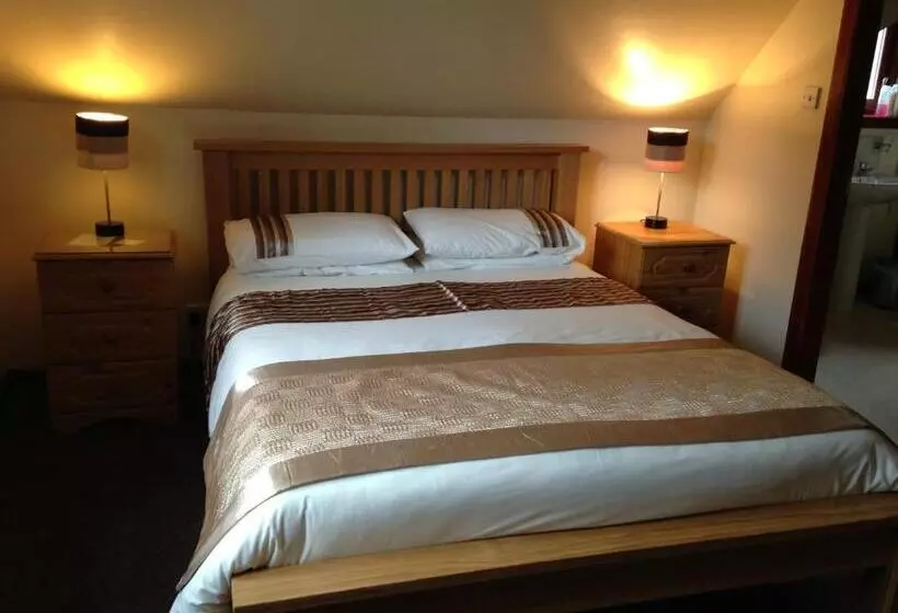 The Factor S Inn & Factor S Cottage