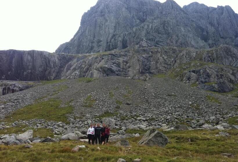 The Factor S Inn & Factor S Cottage