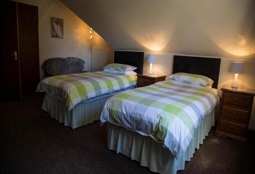 The Factor S Inn & Factor S Cottage