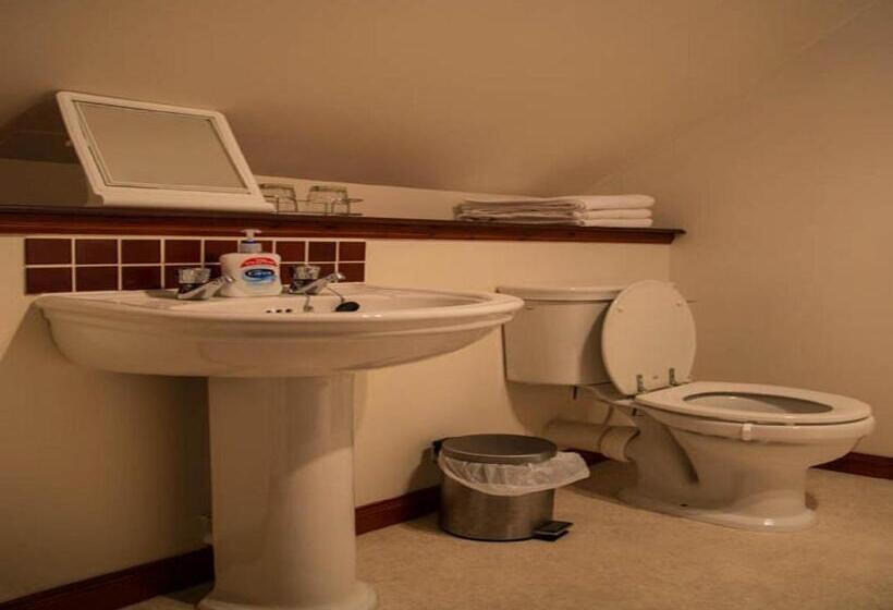 The Factor S Inn & Factor S Cottage