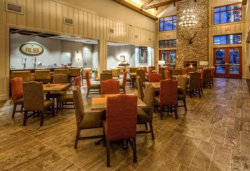 ホテル Black Fox Lodge Pigeon Forge, Tapestry Collection By Hilton
