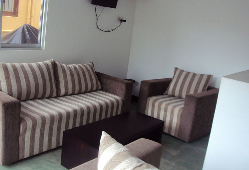 ホテル Sea Breeze Deluxe Inn