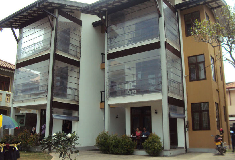 ホテル Sea Breeze Deluxe Inn