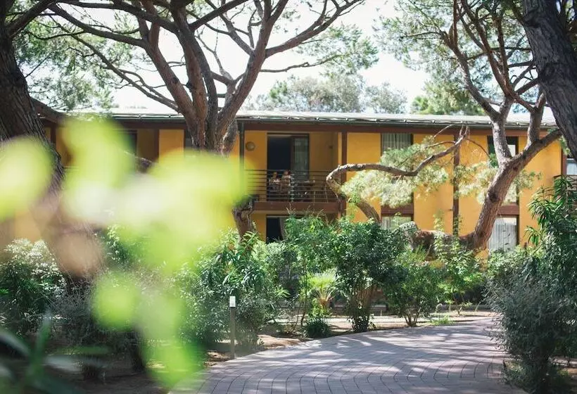 Hotelli Canado Club Family Village