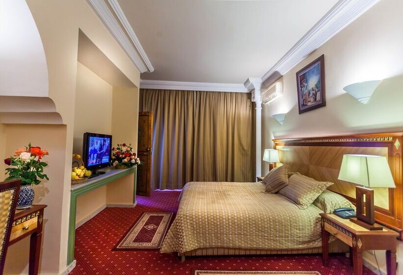 Hotel Chems Le Tazarkount