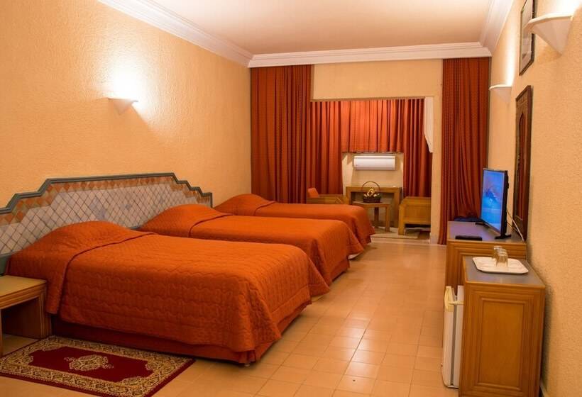 Hotel Chems Le Tazarkount