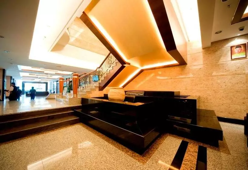 Hotelli Imperial Palace