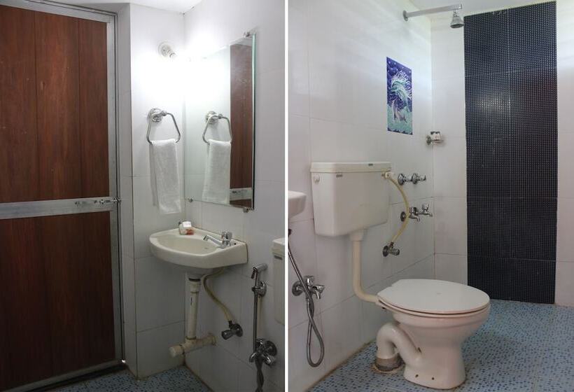 Hotell Oyo Stayout For Partying At Club Cabana