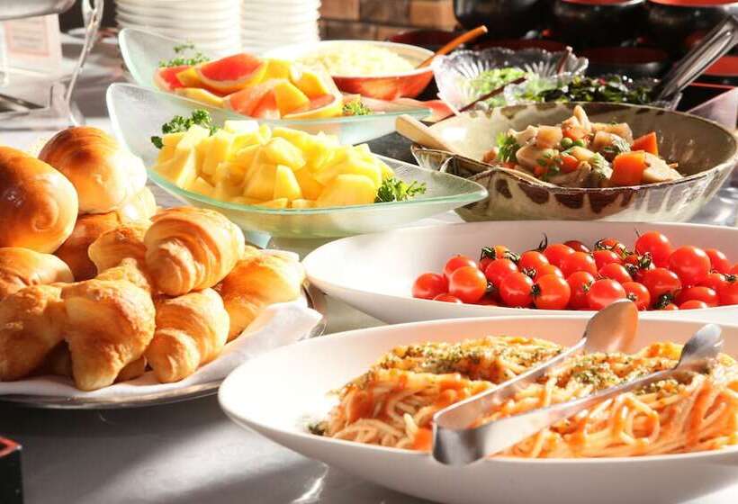 בית מלון כפרי Sakaide Grand