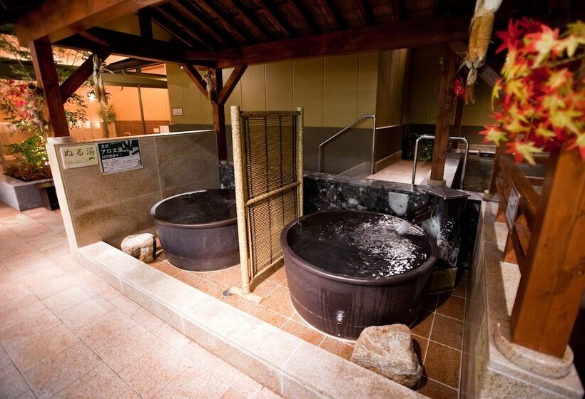 בית מלון כפרי Sakaide Grand