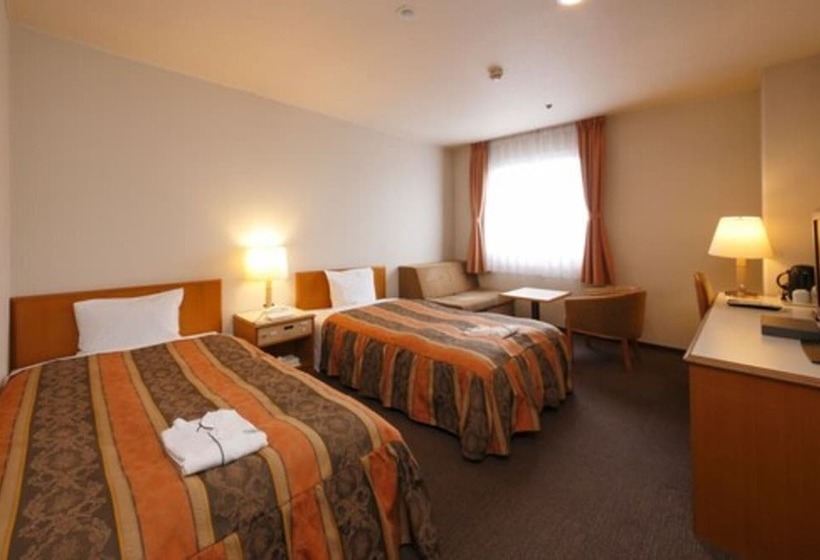 בית מלון כפרי Sakaide Grand