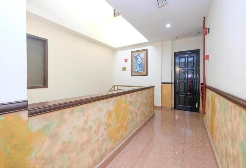 בית מלון כפרי Sri Sutra - Sungai Buloh