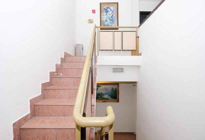 בית מלון כפרי Sri Sutra - Sungai Buloh