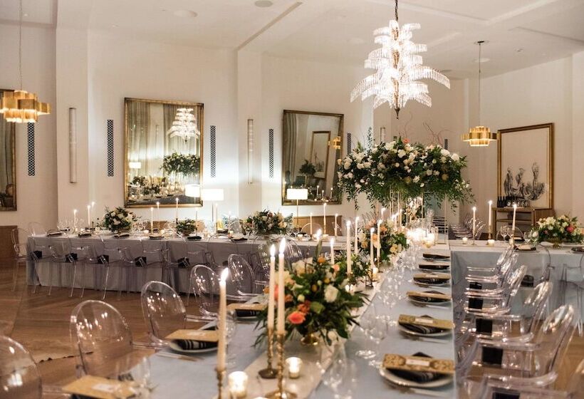 ホテル The Dewberry Charleston