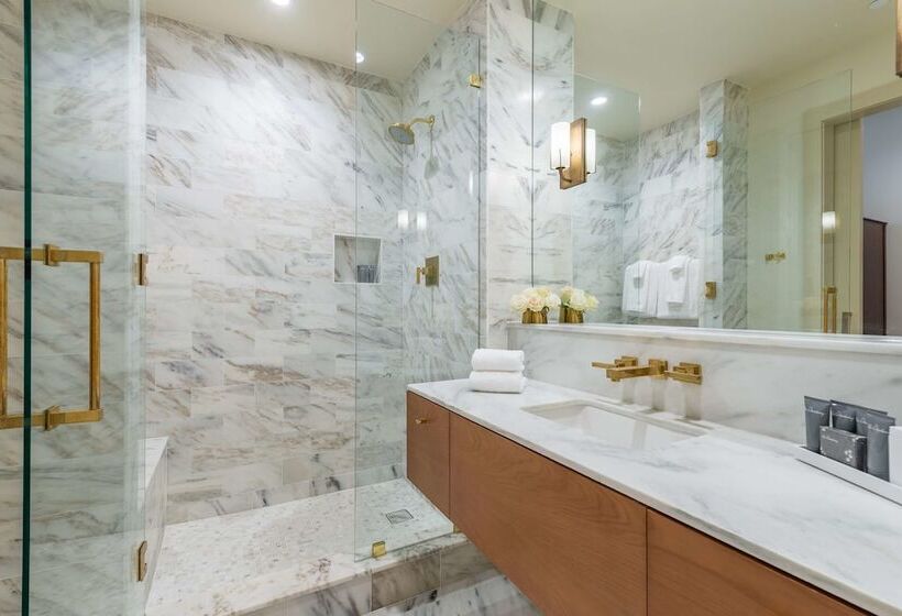 ホテル The Dewberry Charleston