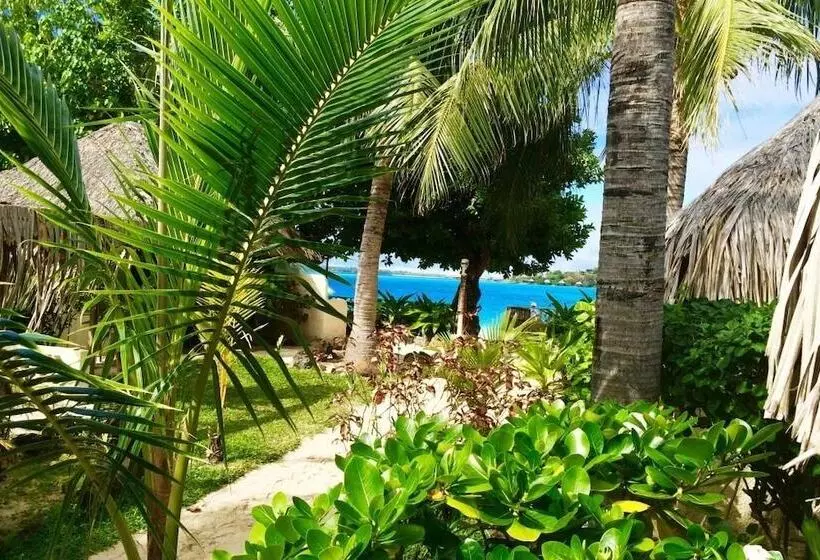 هتل Village Temanuata