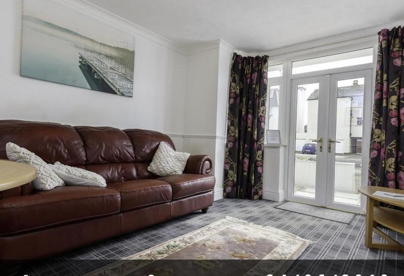 Jade Apartments South Shore