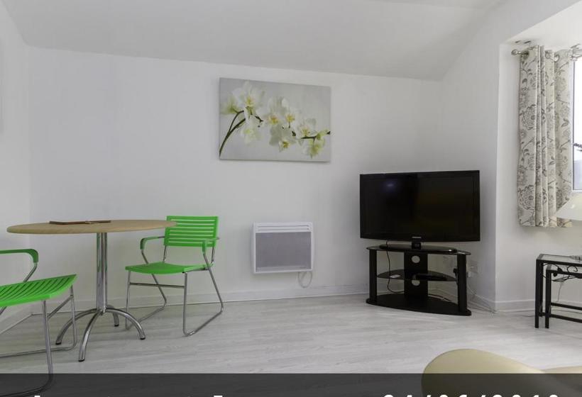 Jade Apartments South Shore