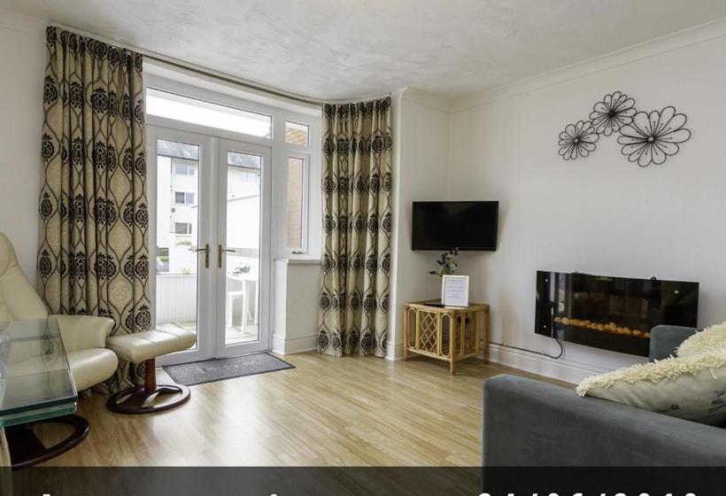 Jade Apartments South Shore