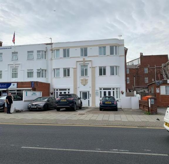 Jade Apartments South Shore