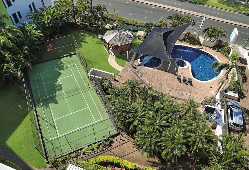 Palmerston Tower On Southport Broadwater