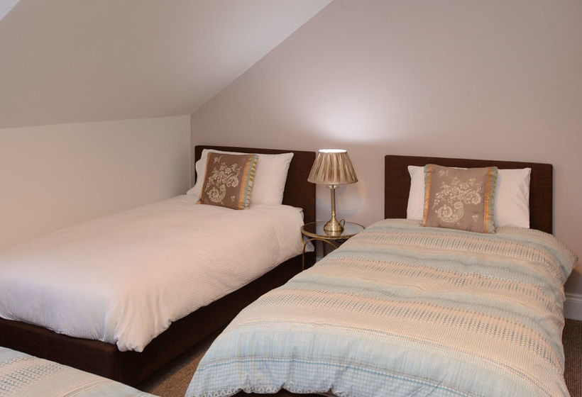 פנסיון Titanic Guest