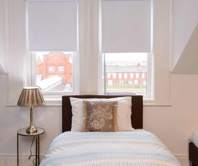 פנסיון Titanic Guest