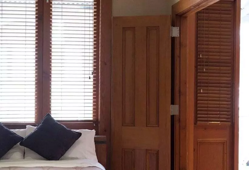Rialto Suites