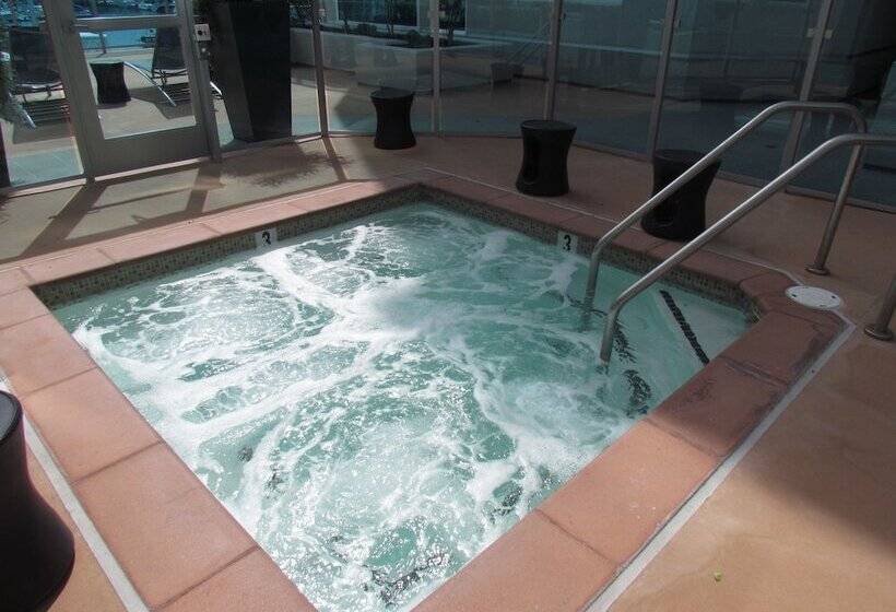 Romantic Studio With Bay View