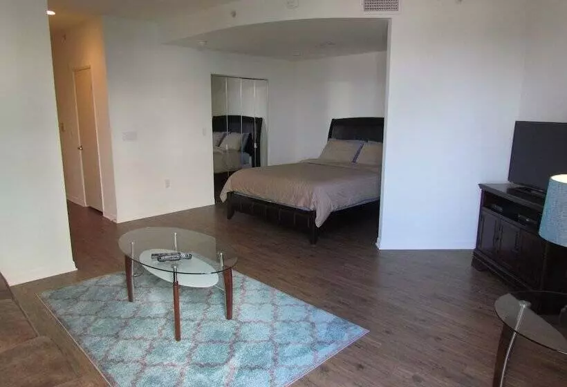Romantic Studio With Bay View