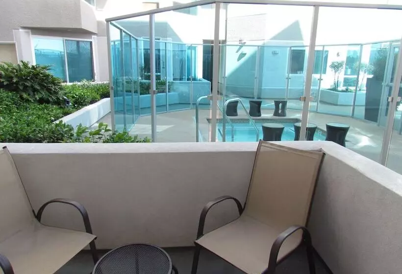 Romantic Studio With Bay View