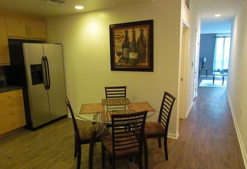 Romantic Studio With Bay View