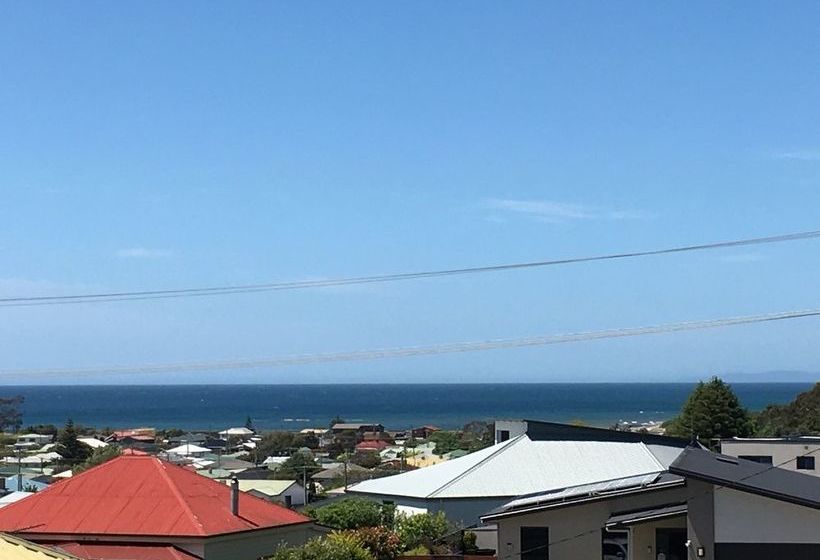 Seaview House Ulverstone