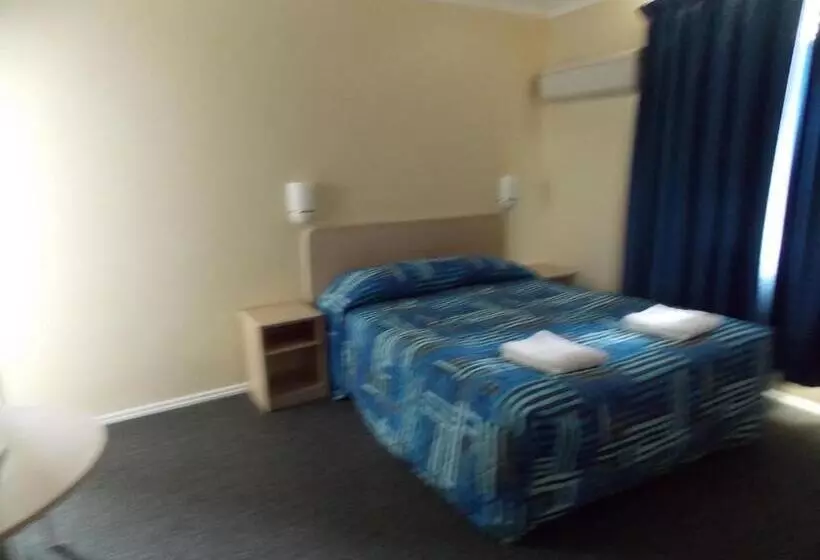 Yass Motel