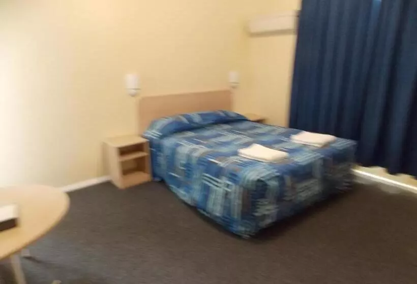 Yass Motel