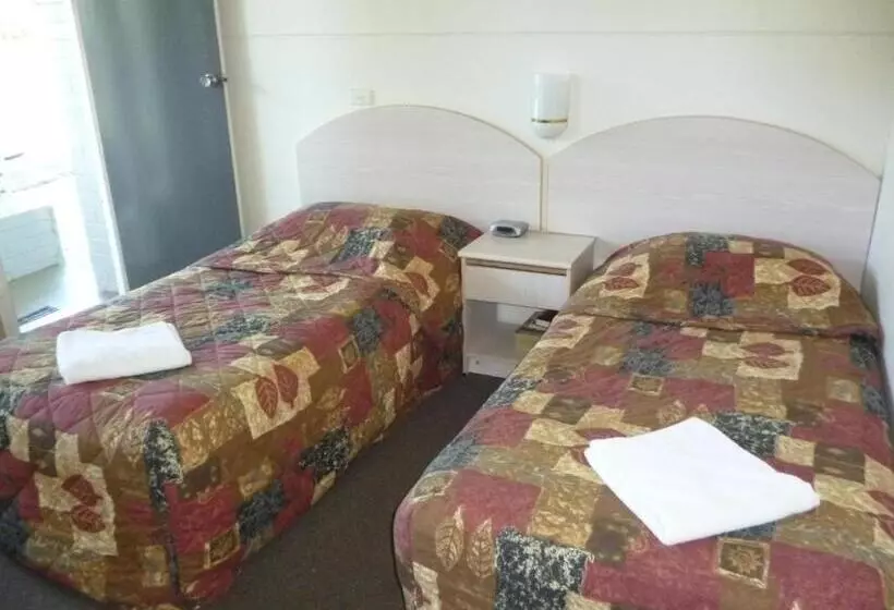 Yass Motel