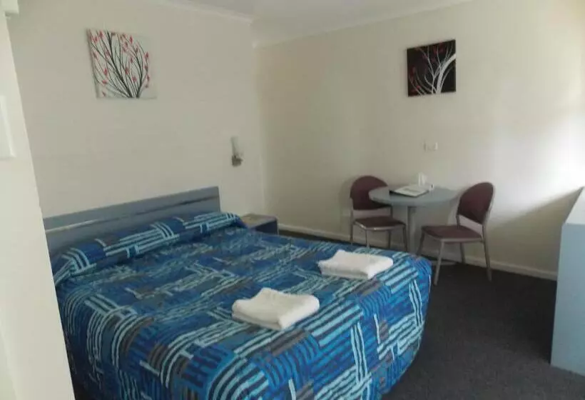 Yass Motel