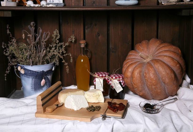 Aeolos Luxury Villas & Suites