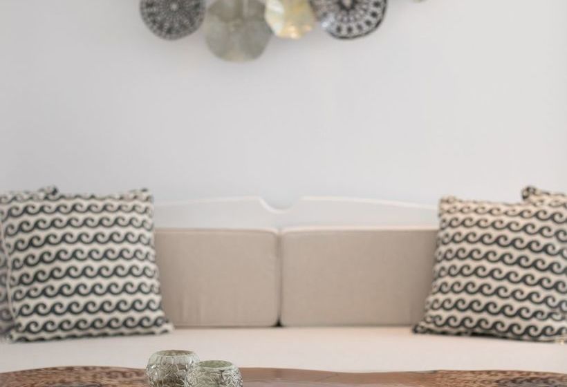 Aeolos Luxury Villas & Suites