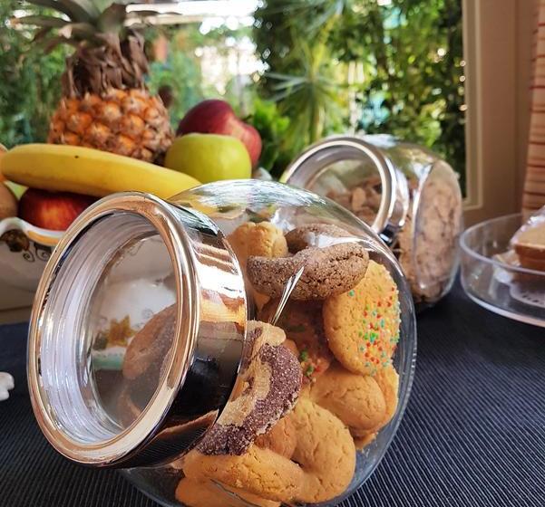 تختخواب و صبحانه Crispi Rooms