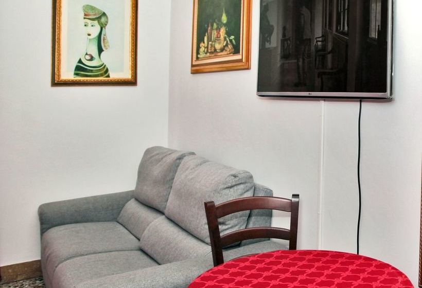 تختخواب و صبحانه Crispi Rooms