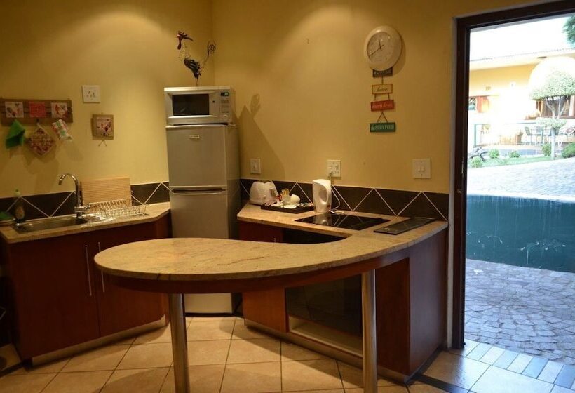 Bed and Breakfast Elizabeth Manor