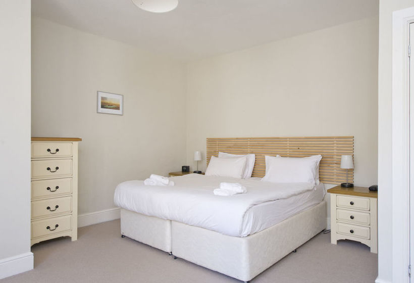 Destiny Scotland - Rose Street Flats