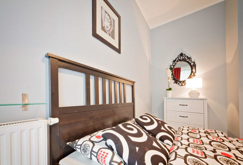 Very Berry Orzeszkowej 16 Mtp Apartment, Parking, Check In 24h