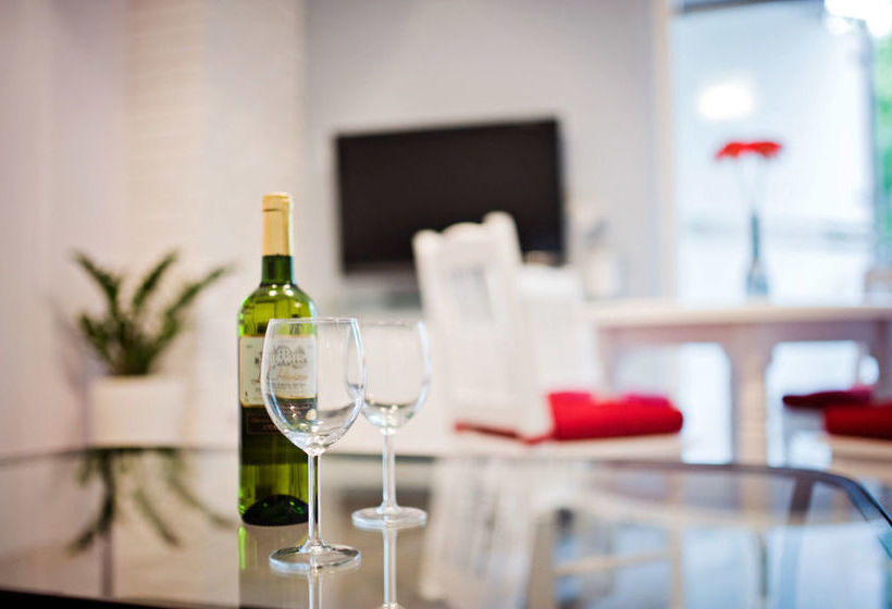 Very Berry Orzeszkowej 16 Mtp Apartment, Parking, Check In 24h