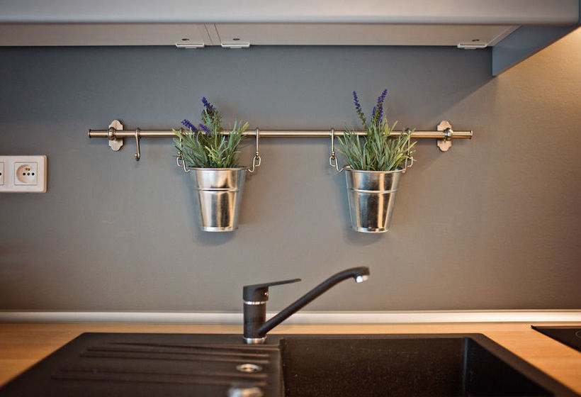 Very Berry Orzeszkowej 16 Mtp Apartment, Parking, Check In 24h